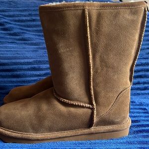 Bearpaw Elle Short Boot